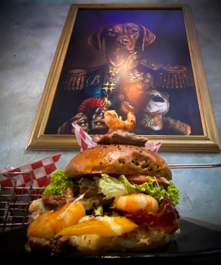 Dog Burger