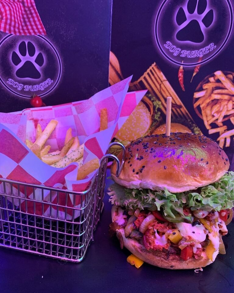 Dog Burger